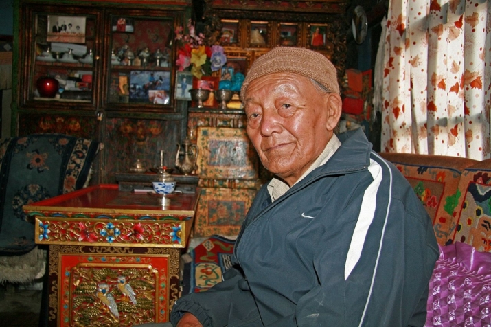 Jigme Dorje Palbar Bista, 1930–2016. From wikipedia.org