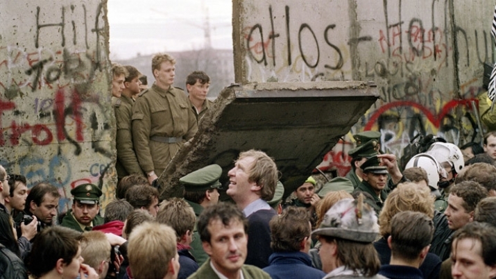 The Berlin Wall came down on 11 November 1989. From rt.com