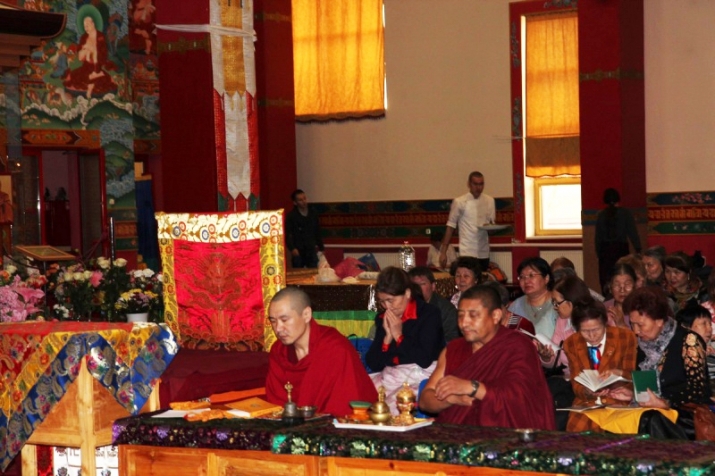Special ritual performed in memory of Geshe Tenzin Dugda. From khurul.ru