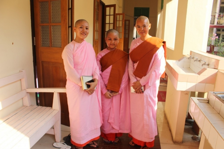 Venus, centre, a young nun together with the new teachers she will learn from, Daw Vijjesi, left, and Dr. Yuzana Nyani. From dvb.com