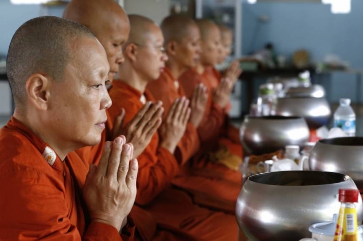 Female Buddhist monks in Nakhon Pathom, Thailand, in 2015. From japantimes.co.jp