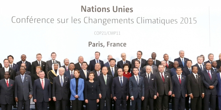 World leaders in Paris after the Paris Agreement was signed in 2015. From huffpost.com