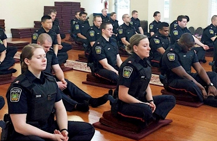 Bhante Saranapala teaches police officers to settle their minds before pulling the trigger. From cbc.ca