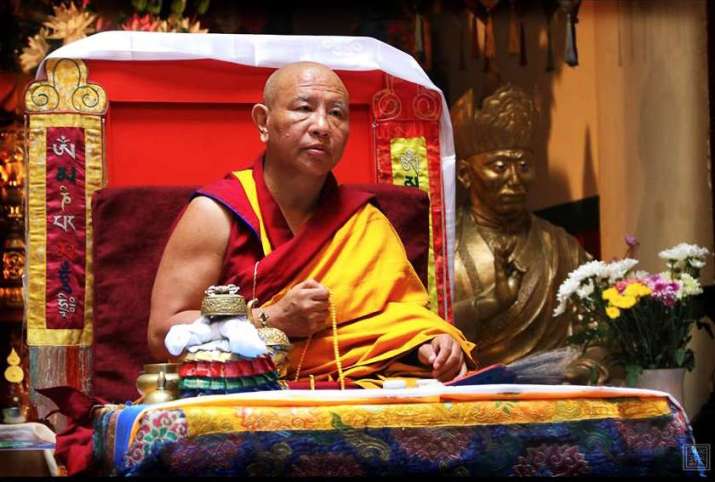 Jhado Tulku Rinpoche at Gunzechoinei Datsan in St. Petersburg. Image courtesy of Mike Iokhvin