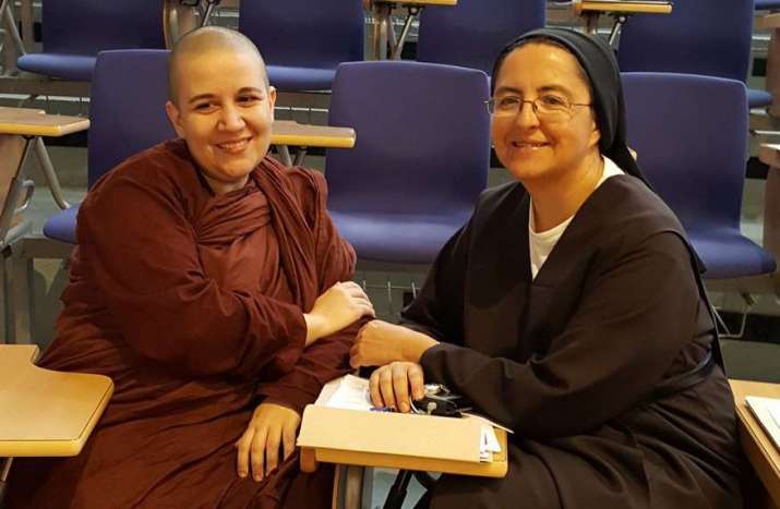 Sister Maria José Pérez with Ven. Dhammadinna. Image courtesy of author