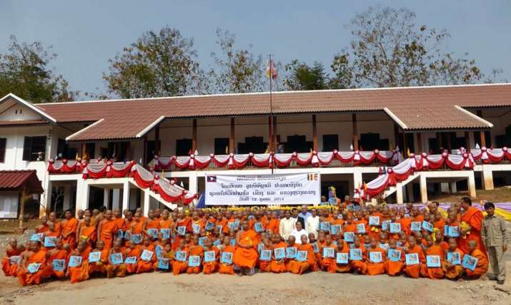 More than 200 novice monks from the Buddhist Secondary School received copies of the book <i>Thank You for Looking Here</i>. Image courtesy of the BHP