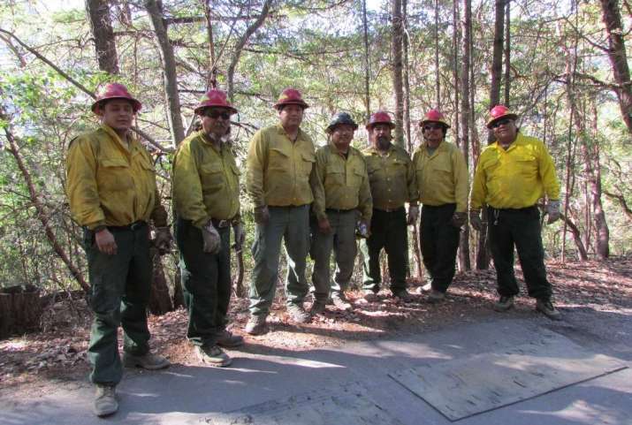 The fire crew from San Carlos, Arizona. From abhiyagiri.org