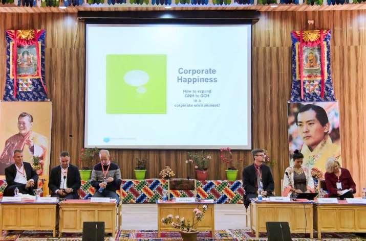 Delegates at the 7th International Conference on Gross National Happiness: GNH of Business discuss new approaches to corporate responsibility. Photo by Craig Lewis. From newlightdreams.com