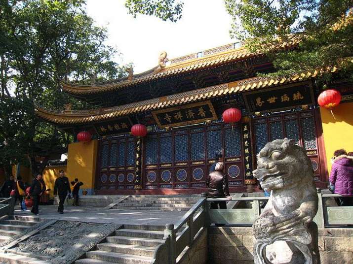 Puji Temple, Putuo Shan. From wikipedia.org