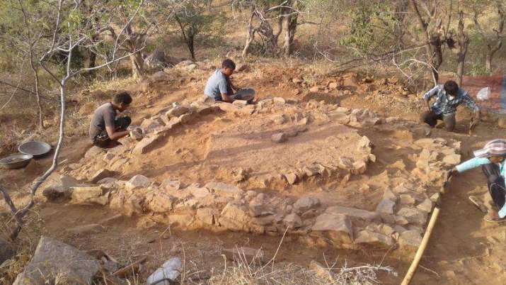 Excavations at Taranga Hills. From timesofindia.indiatimes.com