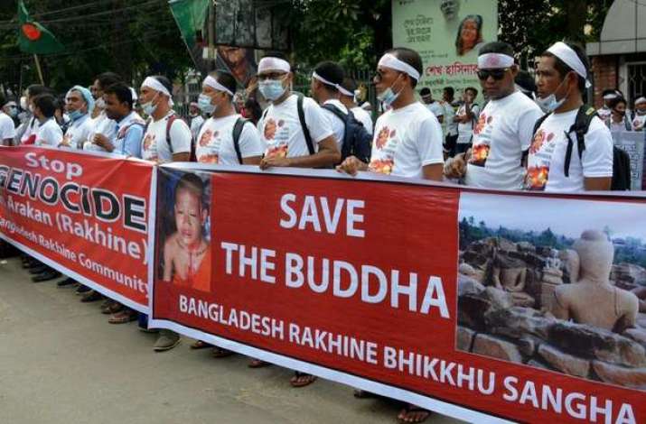 Members of the ethnic Rakhine community in Bangladesh protest in Dhaka against Myanmar’s military aggression in Rakhine State. From benarnews.org