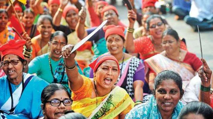 Koli community members protesting. From dnaindia.com