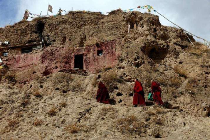 Mamo Thang-Drelkar cave in Tibet. Image courtesy of Matthieu Ricard