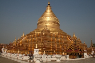 Bagan - Shwezigon Pagoda